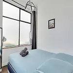 Renovated Design In Montparnasse