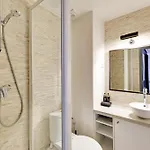 Renovated Design In Montparnasse Paris