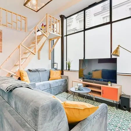 Renovated Design In Montparnasse Apartment Paris