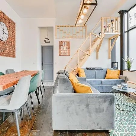 Renovated Design In Montparnasse Apartment *